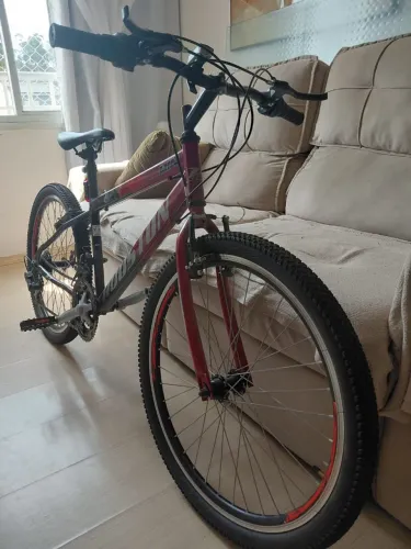 Bicicleta Houston aro 24 câmbio shimano