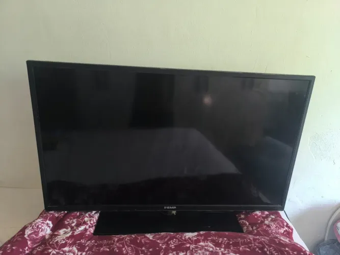 Tv Semp Toshiba 40 polegadas Semi nova 