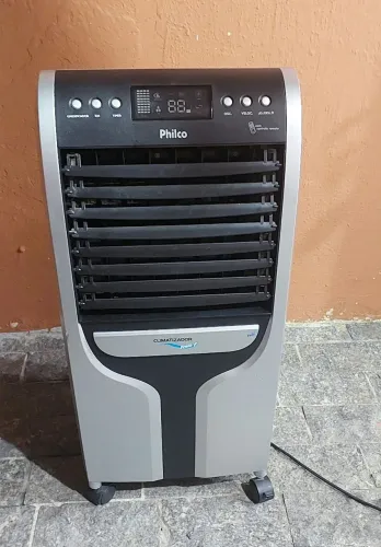 climatizador de ar Philco Fresh F usado 127V