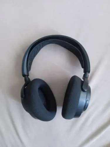 SteelSeries Fone de ouvido Arctis Nova 7