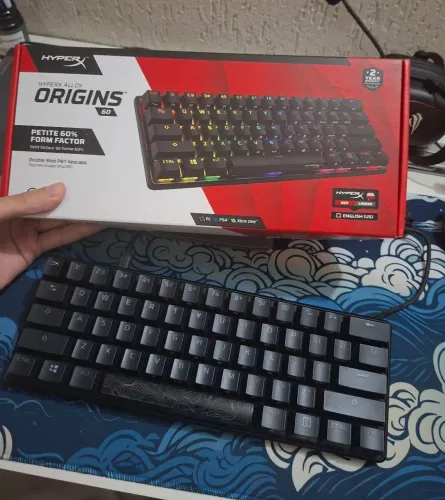 Teclado Mecânico HyperX Alloy Origins 60% RGB ( Caixa + Acessórios)
