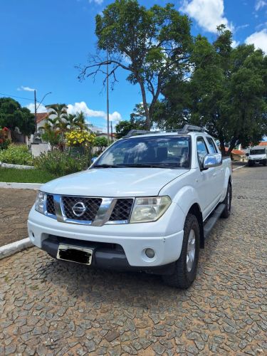 Imagem de Nissan Frontier LE CD 4X4 2.5 TB Diesel Aut. 2012
