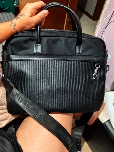 Bolsa social feminina