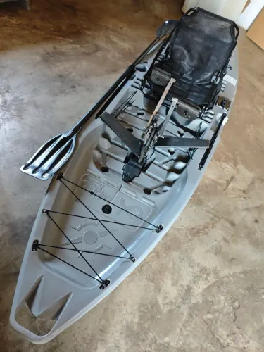 Vendo caiaque Alpha 1084 top da milha náutica em estado de novo foi na água 1 vês