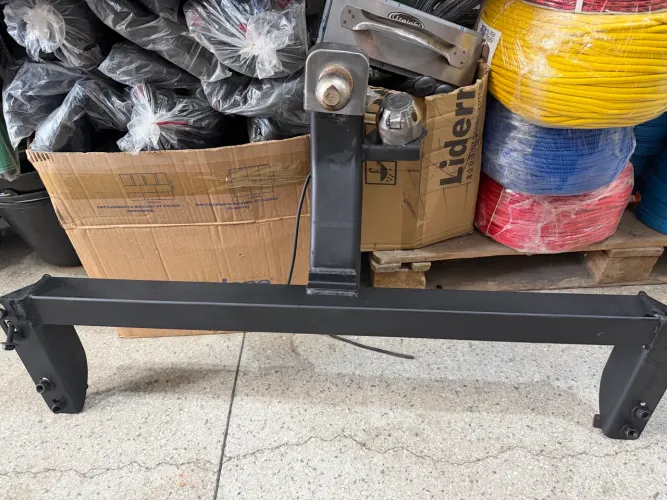 ENGATE REBOQUE HILUX