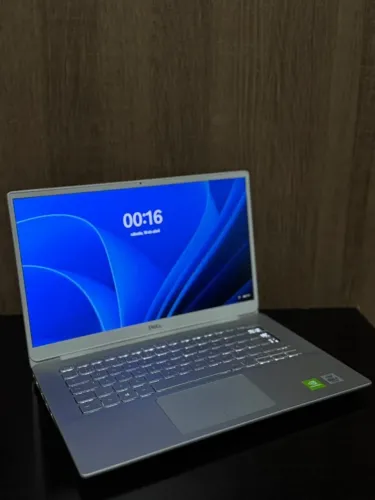 Dell Inspiron 14 | i7 10a Geração | 16GB RAM | SSD 256GB | Bateria Nova