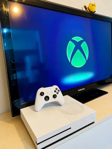 Xbox one S 1TB Completo