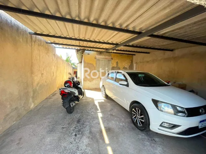 Casa para alugar, 2 quartos, Luizote de Freitas - Uberlândia/MG - Rotina Imobiliária