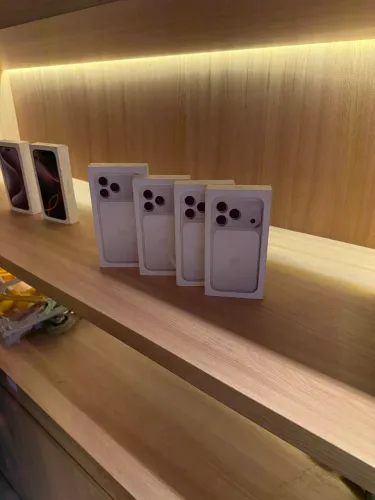 IPHONE 17 PRO MAX SILVER 256GB LACRADO