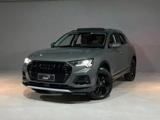 Audi Q3 SPB Perf. Black 2.0 TFSI Tipt. Quat. 2022