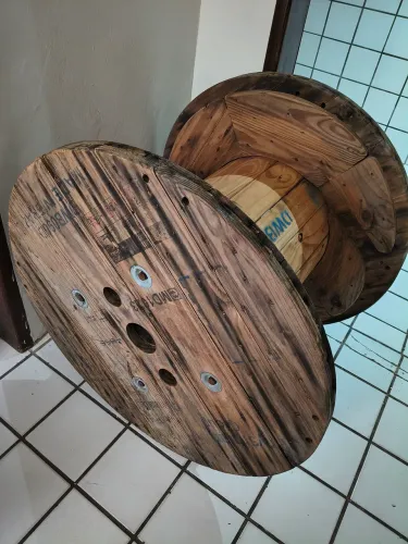 Mesa de bobina grande