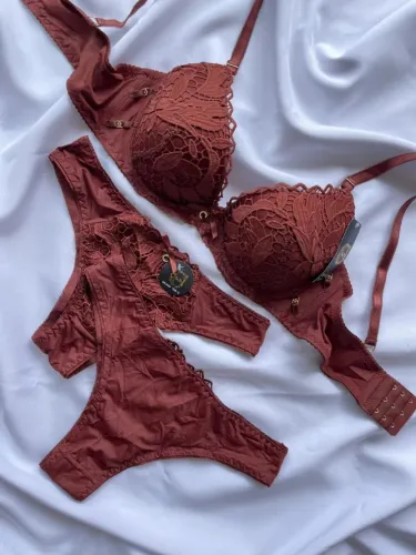 Conjunto Lingerie Elegance Brown Flowers