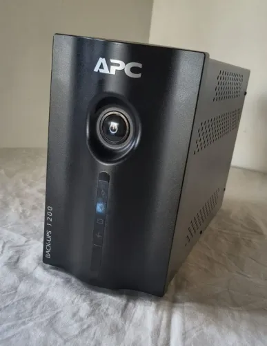 Nobreak APC 1200VA