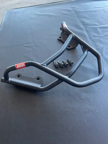 Bagageiro Suporte Givi Lander 250