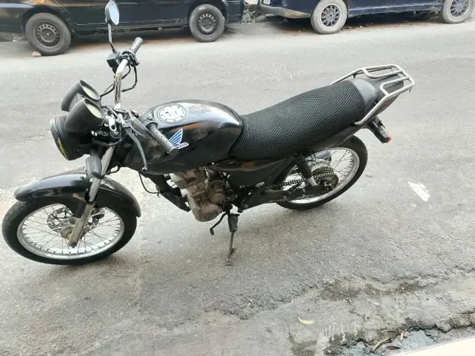 ? VENDE-SE MOTO SOUSA/AS 150 STREET ? PRETA, 2015 ? ? Quitada | Sem restrição de roubo
