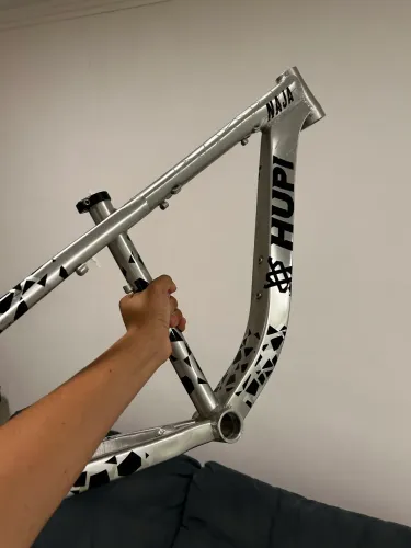 Quadro Hupi Naja Polido 