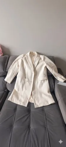Sobretudo Feminino Off White Elegante - Estilo Alfaiataria