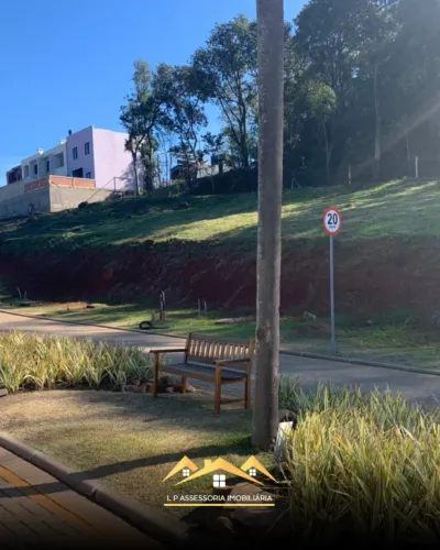 Terreno à venda em Gravataí, Jansen, com 150 m²
