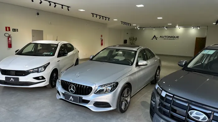 Mercedes-Benz C-200 Avantgarde 2.0 TB 16V 184cv Aut. 2015