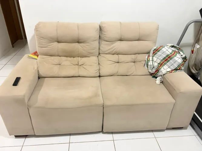 Sofá retrátil
