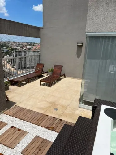 Cobertura à venda na Vila Andrade com 2 quartos, 1 suíte, 2 banheiros, 2 vagas de garagem 