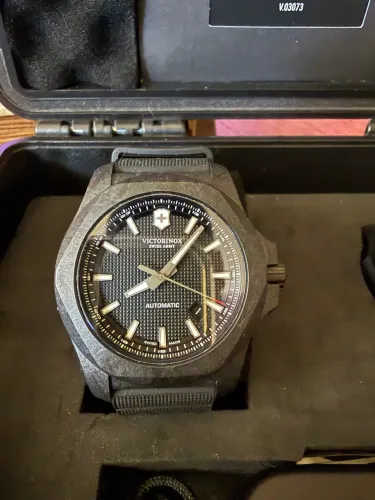 Victorinox INOX Carbon Mechanical