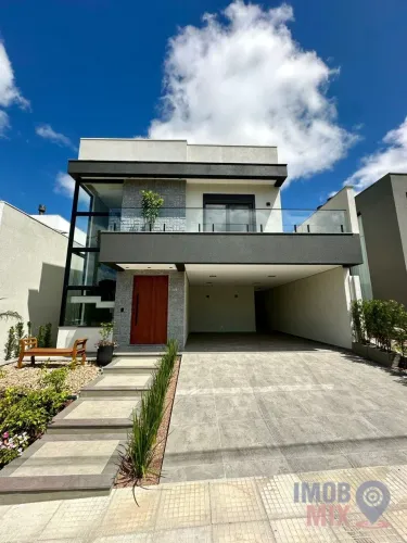 Venco Casa de Alto Padrão à Venda no Condomínio Landscape - 243m²