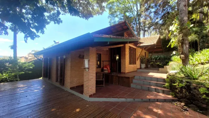 Venda de Chalé, excelente para investidores para Locação.