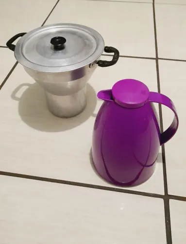 Garrafa térmica e cuscuzeira