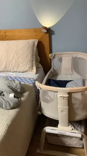 Berço maxi-cosi semi novo