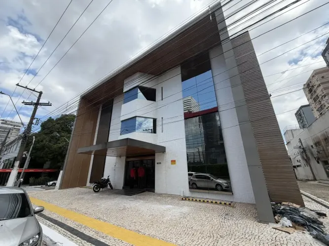 Prédio comercial de 4 pavimentos com 2000 m² - Umarizal - Belém - PA