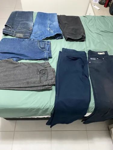 Troco calças PEQUENAS por GRANDES( jeans e tecidos).