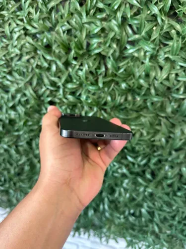 IPHONE 15 PRO MAX 256 CHIP FÍSICO