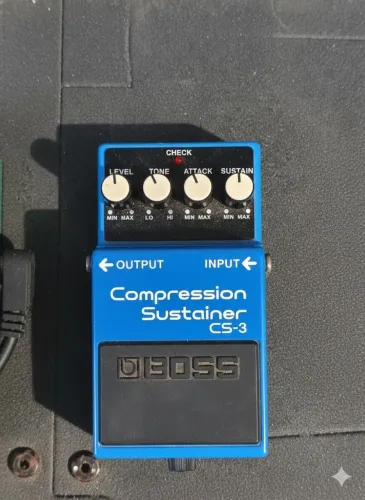 Pedal de efeito Boss CS-3 Compression Sustainer