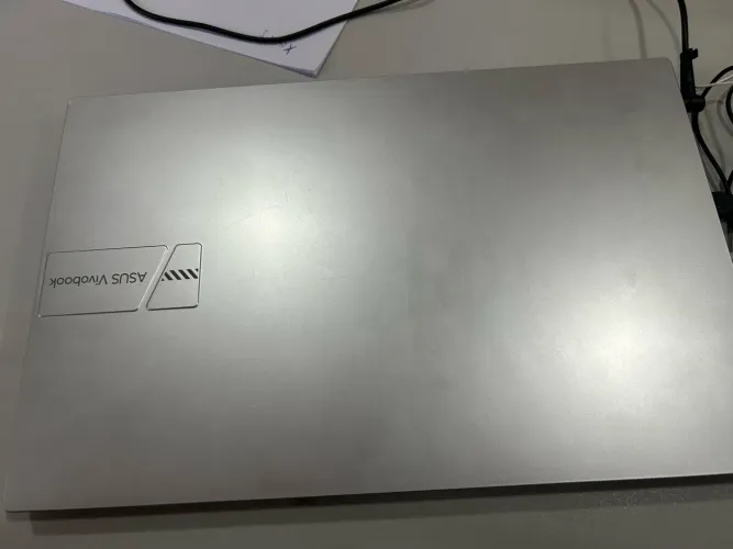 ASUS Vivobook 15, modelo M1502YA