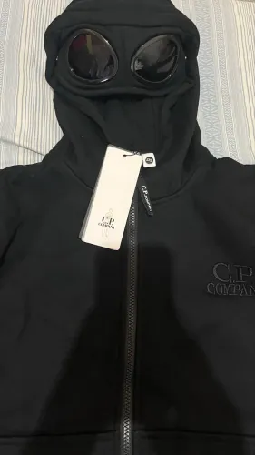 Moletom C.P. Company Preto - Tam M (veste pequeno, etiqueta 2XL)