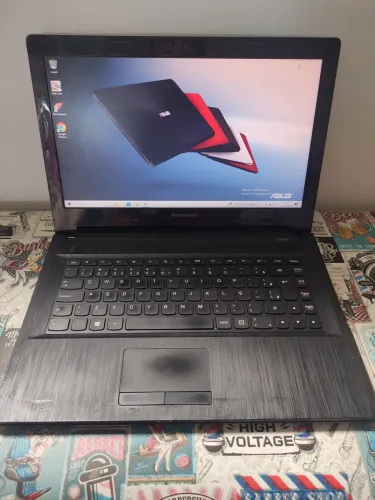 Notebook Lenovo G40 core i3 8 GB de RAM HD de 500 GB 