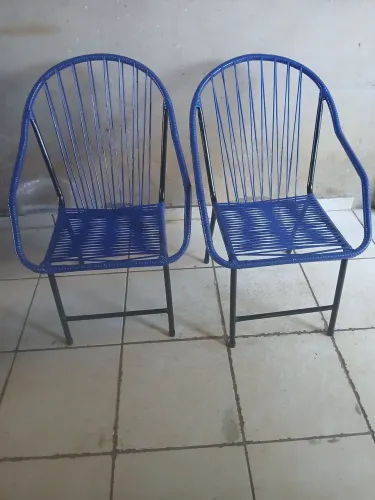Vendo duas cadeiras azul 