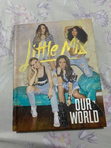 Livro Little mix
