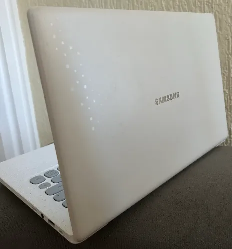 -ACEITO TROCA- Notebook Samsung flash f30