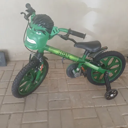 Bicicleta aro 16 do Hulk