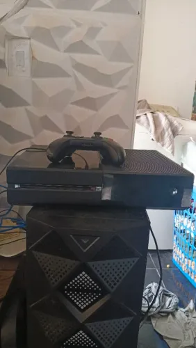 Xbox one completo com 120 jogos 