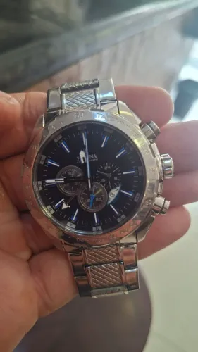 Relógio festina original vendo olx pay mais entrega para todo Brasil faço envio