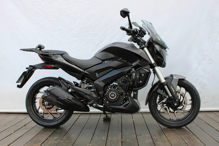 BAJAJ DOMINAR 400
