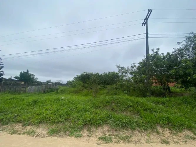 Terreno em Araruama com documento