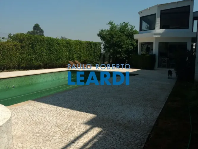 CASA EM CONDOMÍNIO - TAMBORÉ - SP
