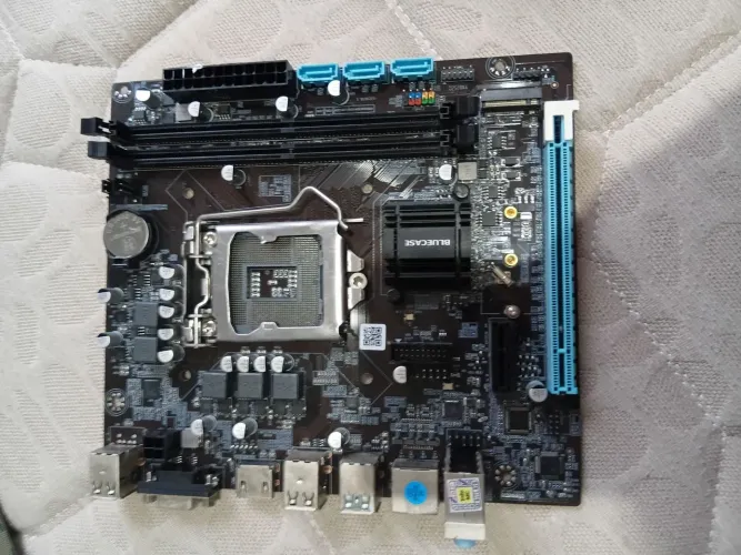 Placa mãe Bluecase BMBH110 LGA 1151 DDR4