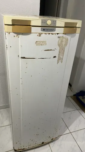 Geladeira continental em perfeito estado
