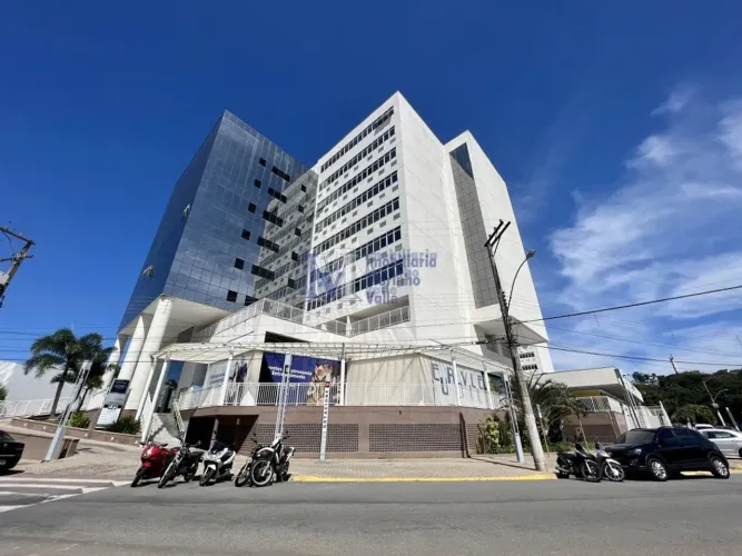 Sala para Alugar em Condomínio Residencial Euroville, Bragança Paulista - SP