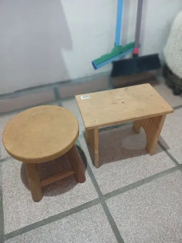 Vendo 2 banquetinhas